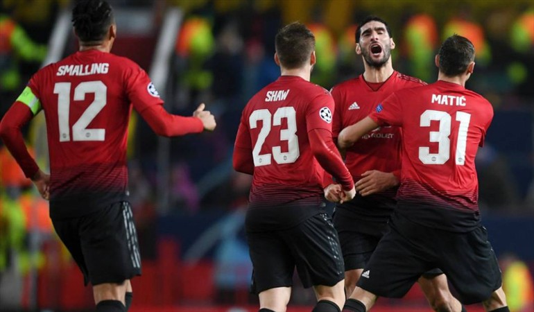 El United ganó sin Alexis y clasificó a los 8vos de Champions League
