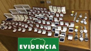 Delincuente fue sorprendido por Carabineros mientras huía con joyas robadas