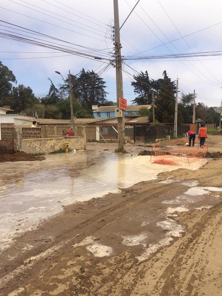 ESVAL ha provocado inundación con agua servidas!