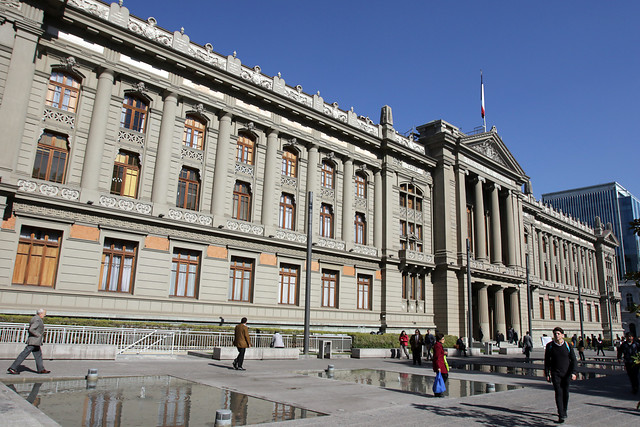 Justicia anuncia reapertura del Juzgado de Isla Rapa Nui tras ser incendiado