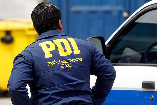 Hombre de 72 años encaró a delincuentes y frustró robo en su casa de Las Condes