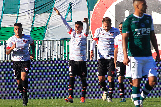 Copiapó sorprendió a Wanderers y lo derrotó con polémica en Valparaíso