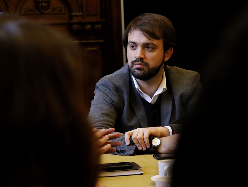 Sharp: “Son el partido con más acusaciones de corrupción en Chile”