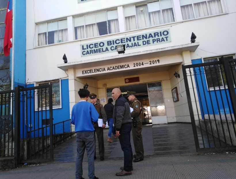 Osorno: Liceo Carmela Carvajal fue evacuado por presunta bomba