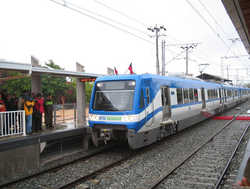 Metro de Valparaíso: se pierde una niña de siete meses