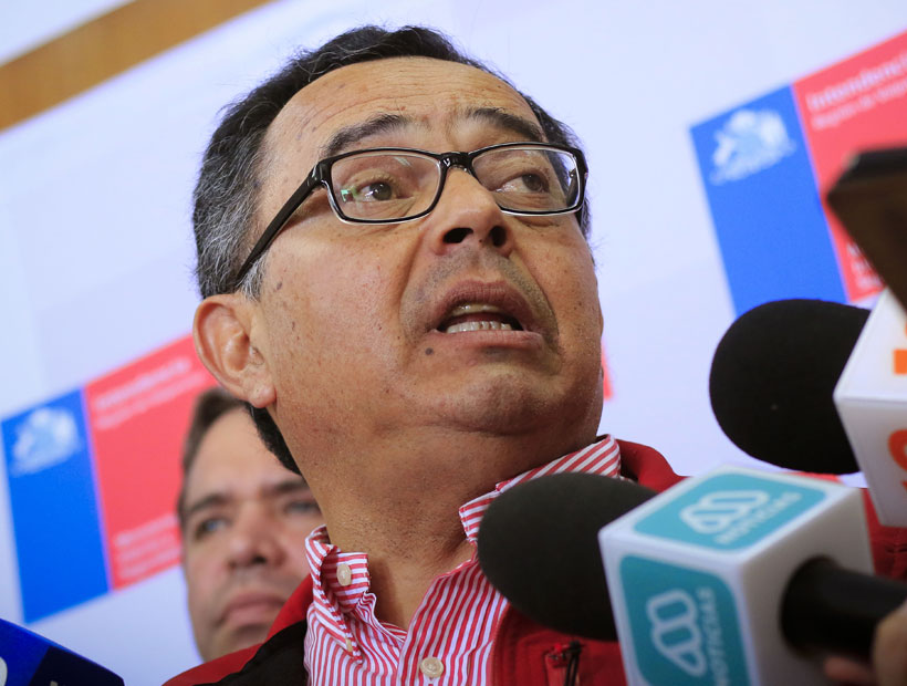 Martínez descarta su renuncia y llama a formar parte de “la solución más que del problema”