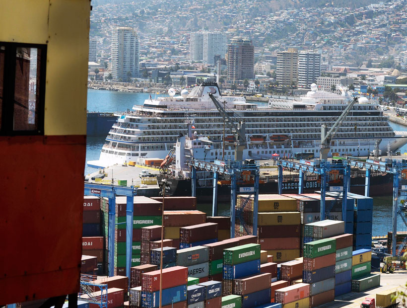 Valparaíso: Autoridades regionales no tomarán medidas extraordinarias  por coronavirus en puerto