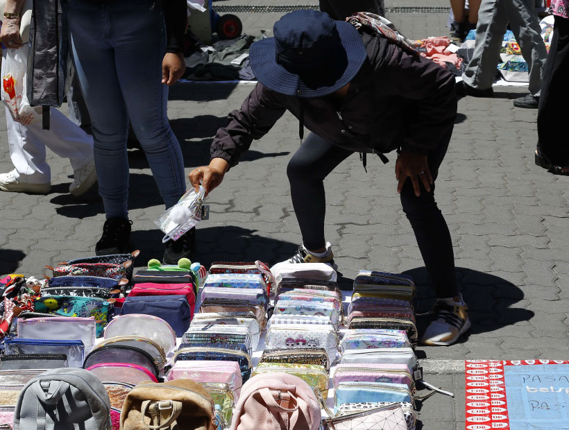 Aumentarán presencia policial para combatir el comercio ambulante en Viña del Mar