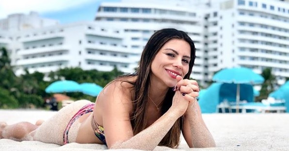 Ex esposa de Iván Núñez muestra su perfecto abdomen en Instagram