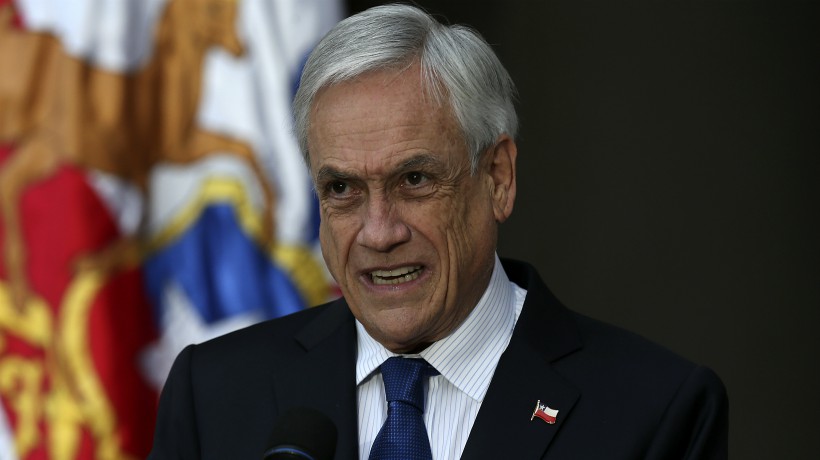 Aprobación al Presidente Sebastián Piñera marcó un 14%