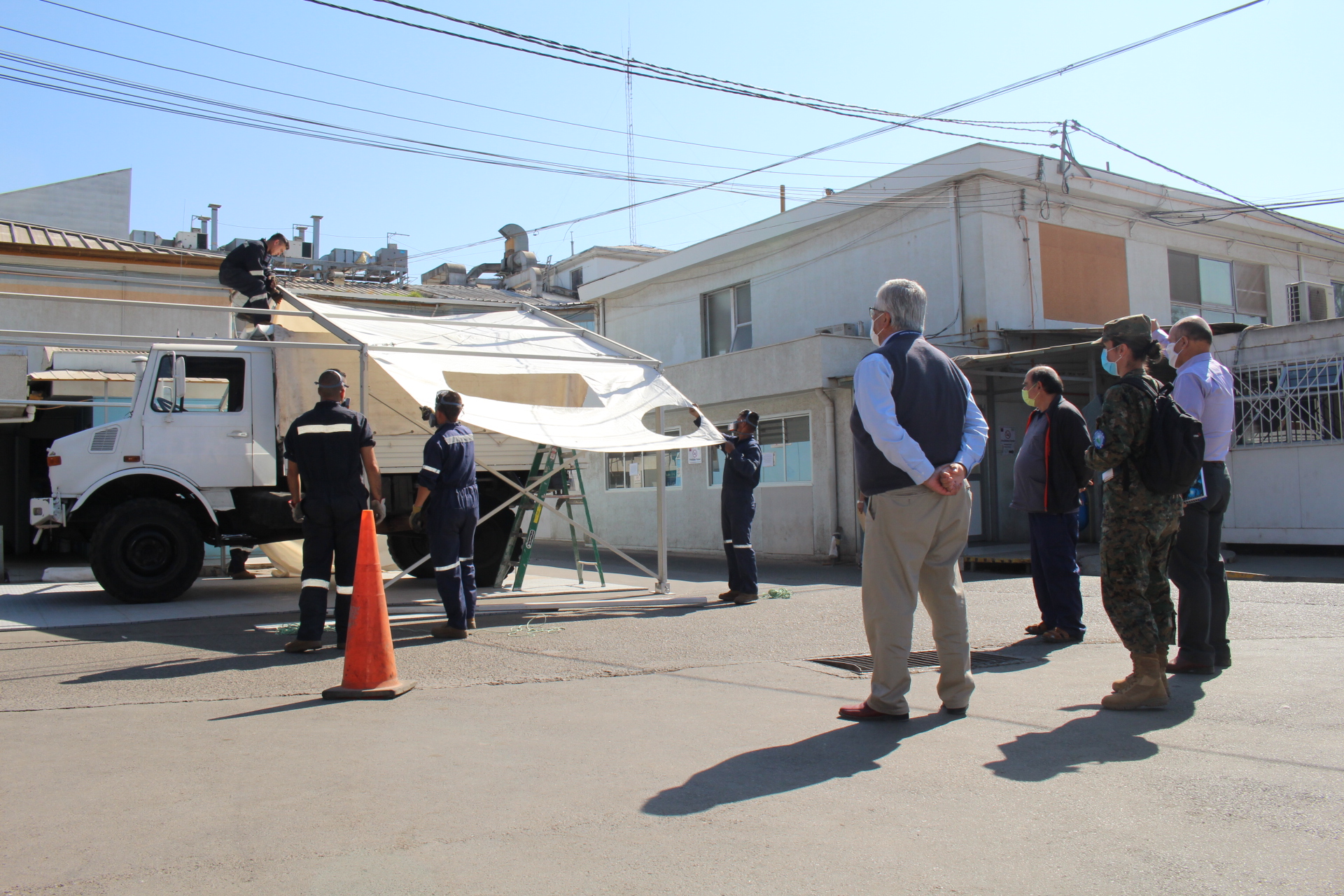 Hospital San Martín de Quillota dispone de 2 carpas para apoyar prestaciones en Urgencias y enfrentar peak por Covid-19