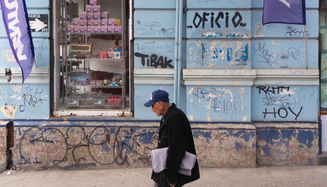 Locatarios porteños solicitan ordenanza para que sea obligación usar mascarillas en público