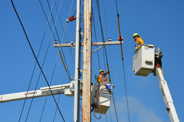 Acusan irregularidad en construcción de subestación en Casabalanca por proyecto de torres eléctricas