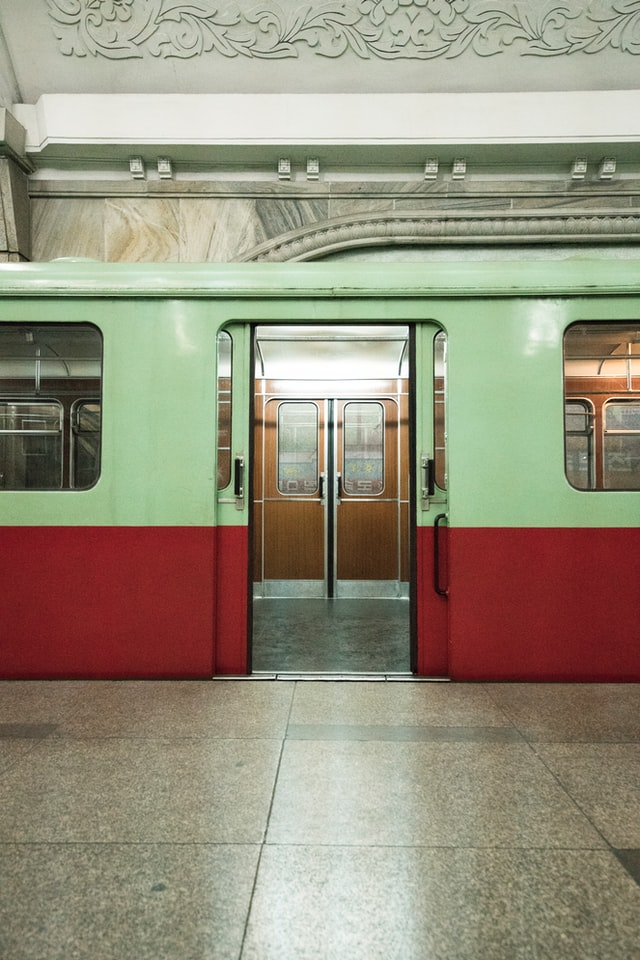 Alcalde Sharp oficiará al MOP por nuevo retraso en proyecto de tren entre Valparaíso-Santiago