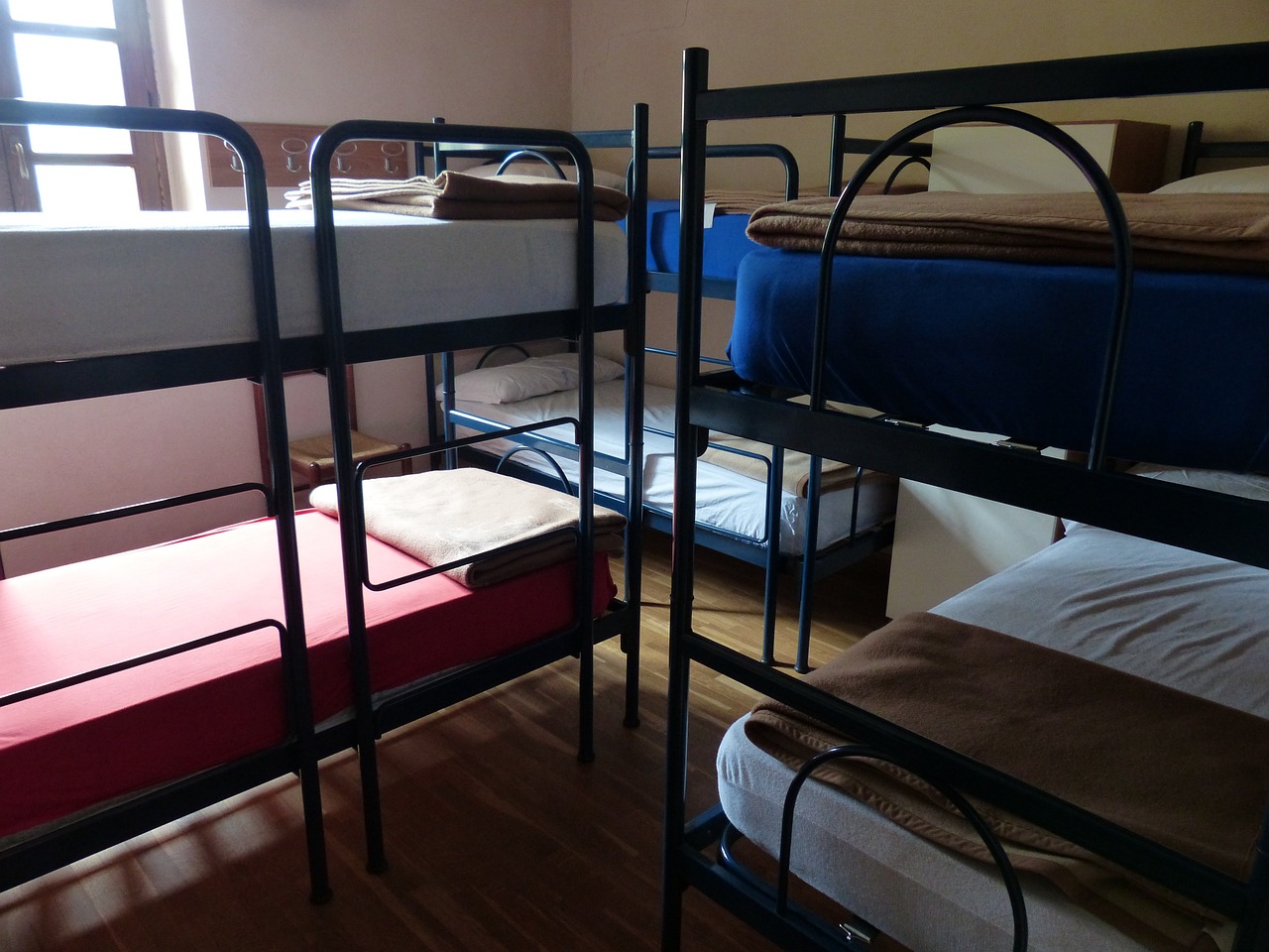 Hoteles e iglesias surgen como opciones para los damnificados de la Región de Valparaíso