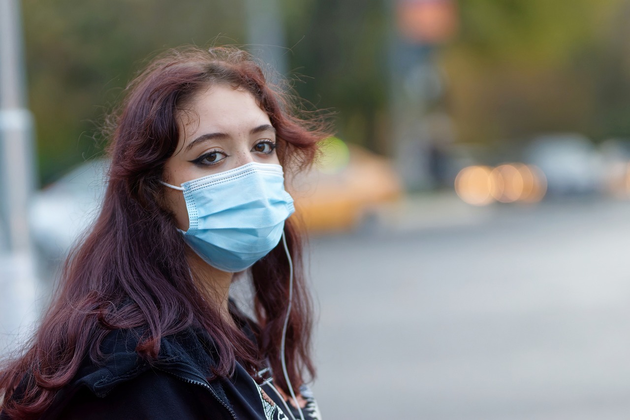 La influenza arrecia y hay baja vacunación en adultos mayores en la Región de Valparaíso