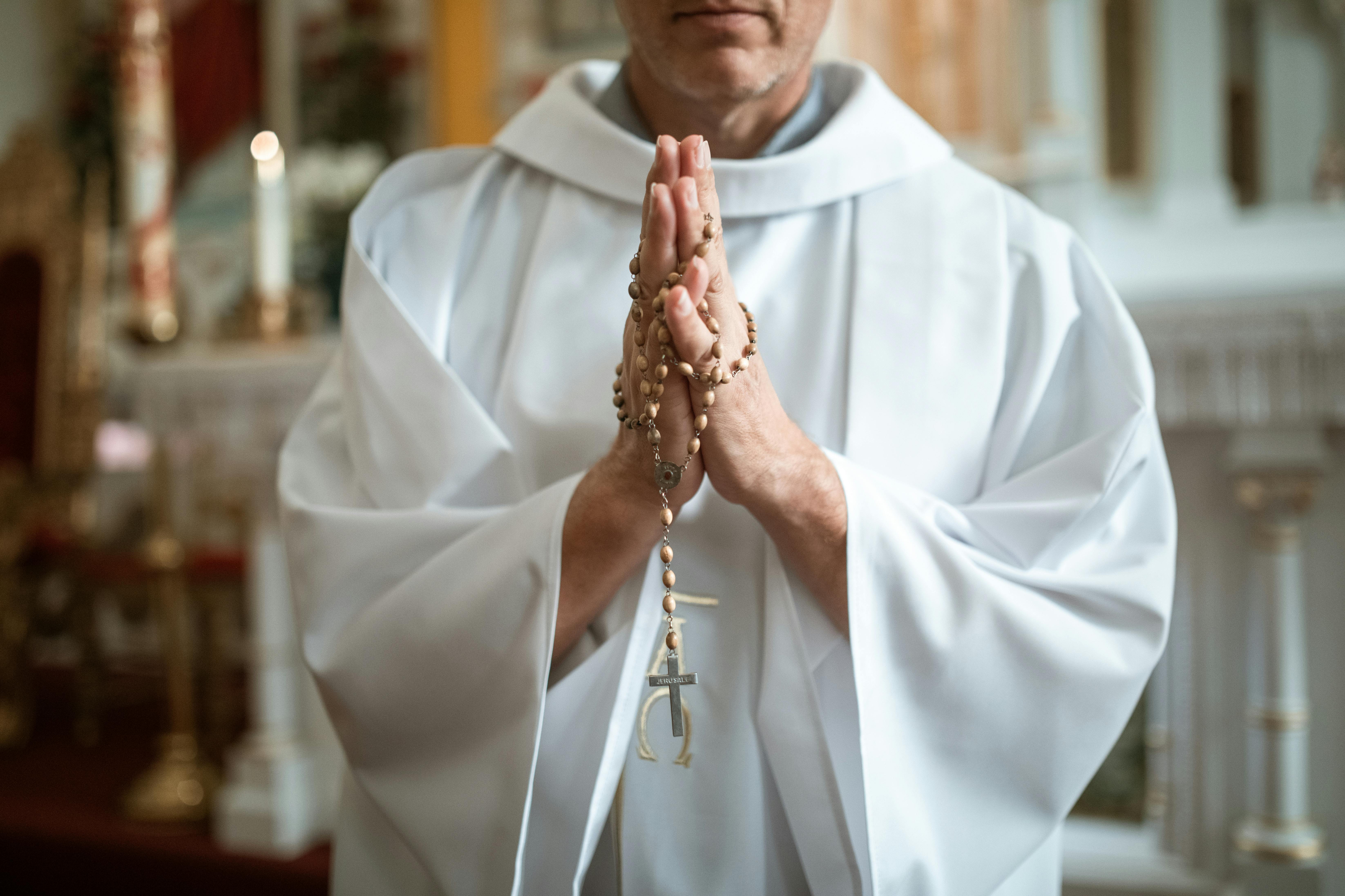 Vaticano declara culpable a cura de Valparaíso acusado de abuso sexual contra menor de edad